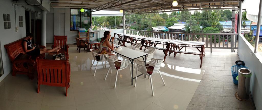The Metallic Hostel Ko Lanta Exterior foto